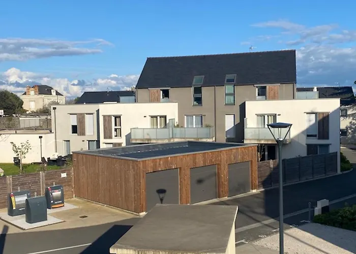 شقة T3 Spacieux Avec 2 Places De Parking Gratuites أنجير